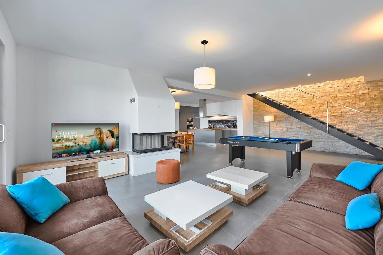 Motovun Villas מראה חיצוני תמונה