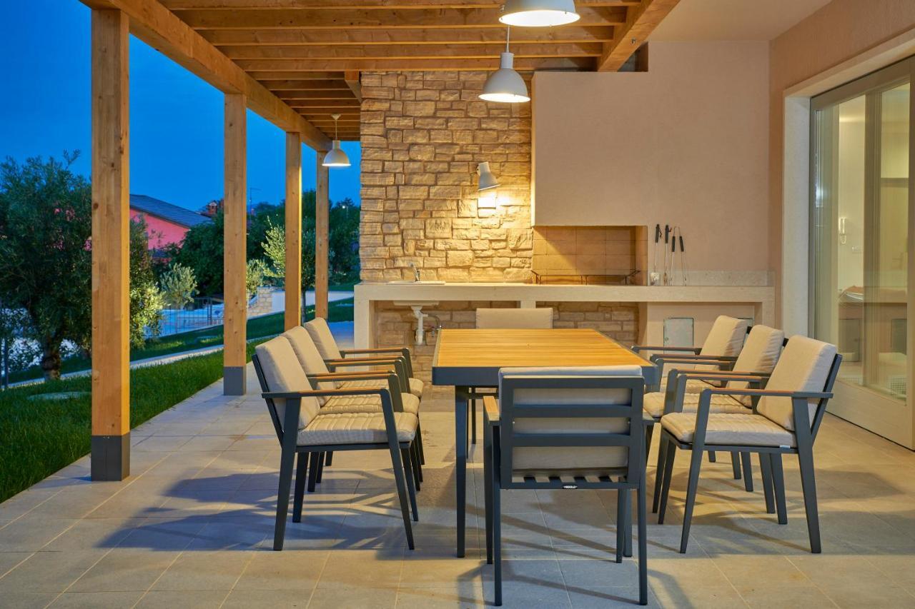 Motovun Villas מראה חיצוני תמונה